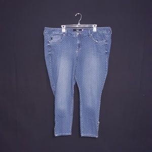 Torrid jeans sizs24 good condition